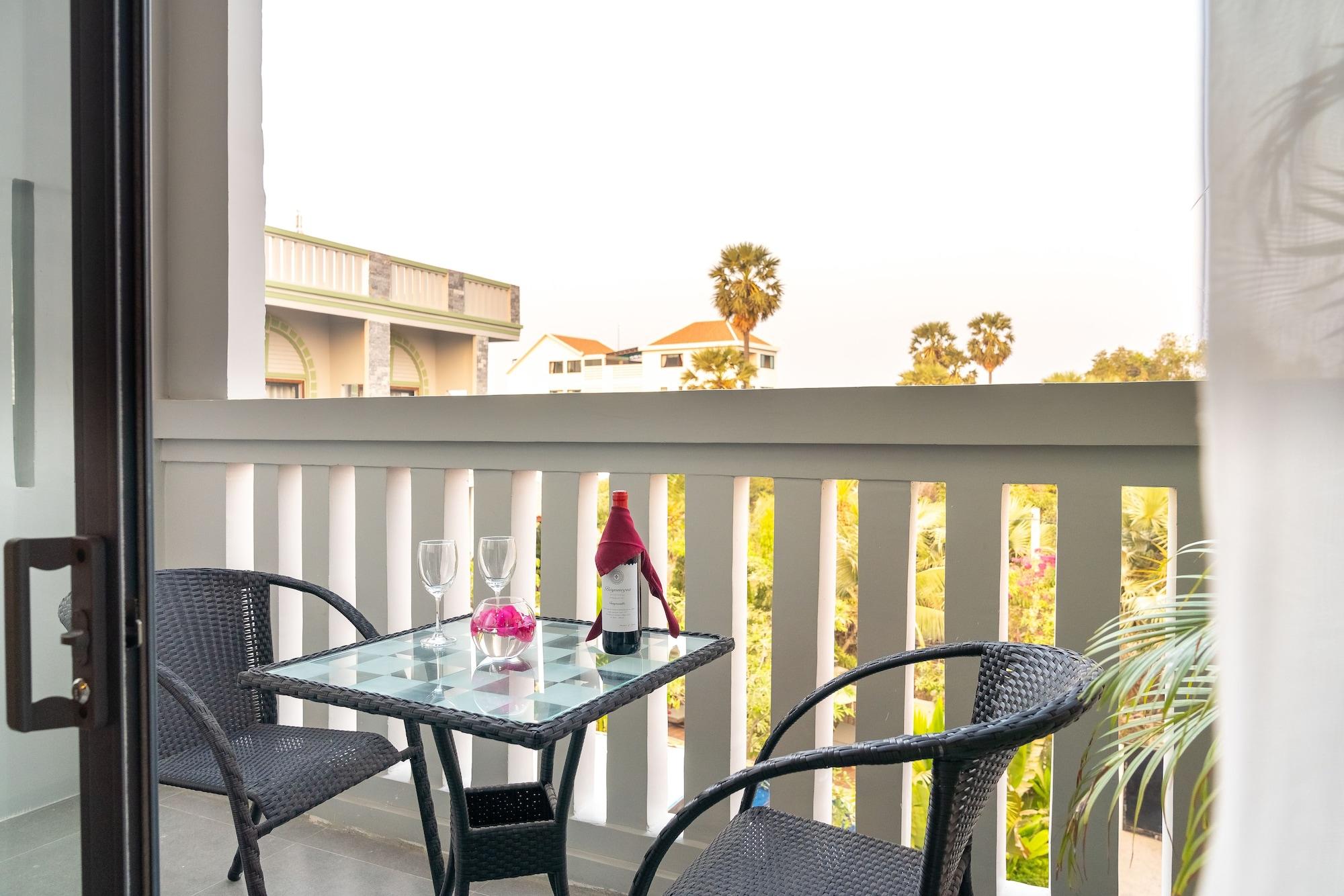 Reveal Angkor Hotel Siem Reap Exterior foto