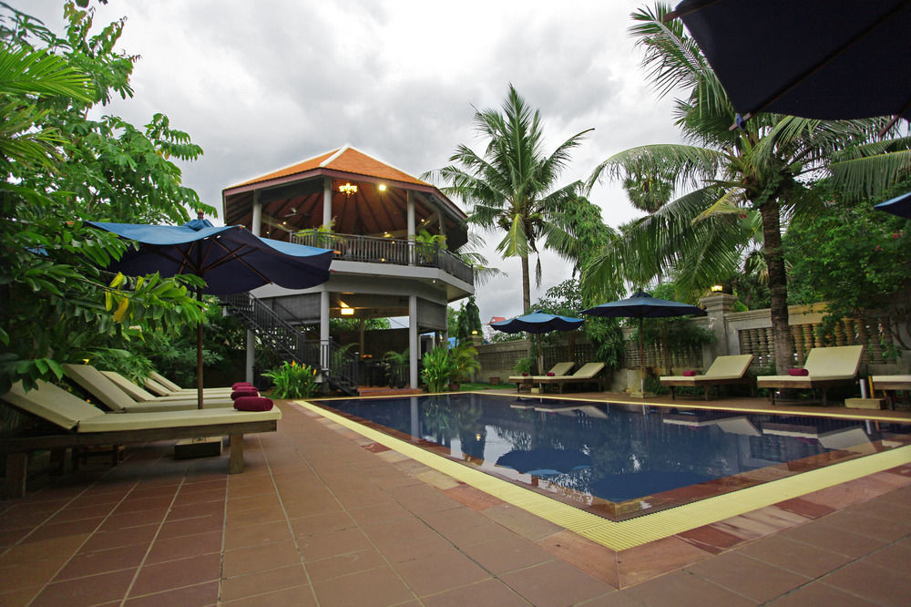 Reveal Angkor Hotel Siem Reap Exterior foto