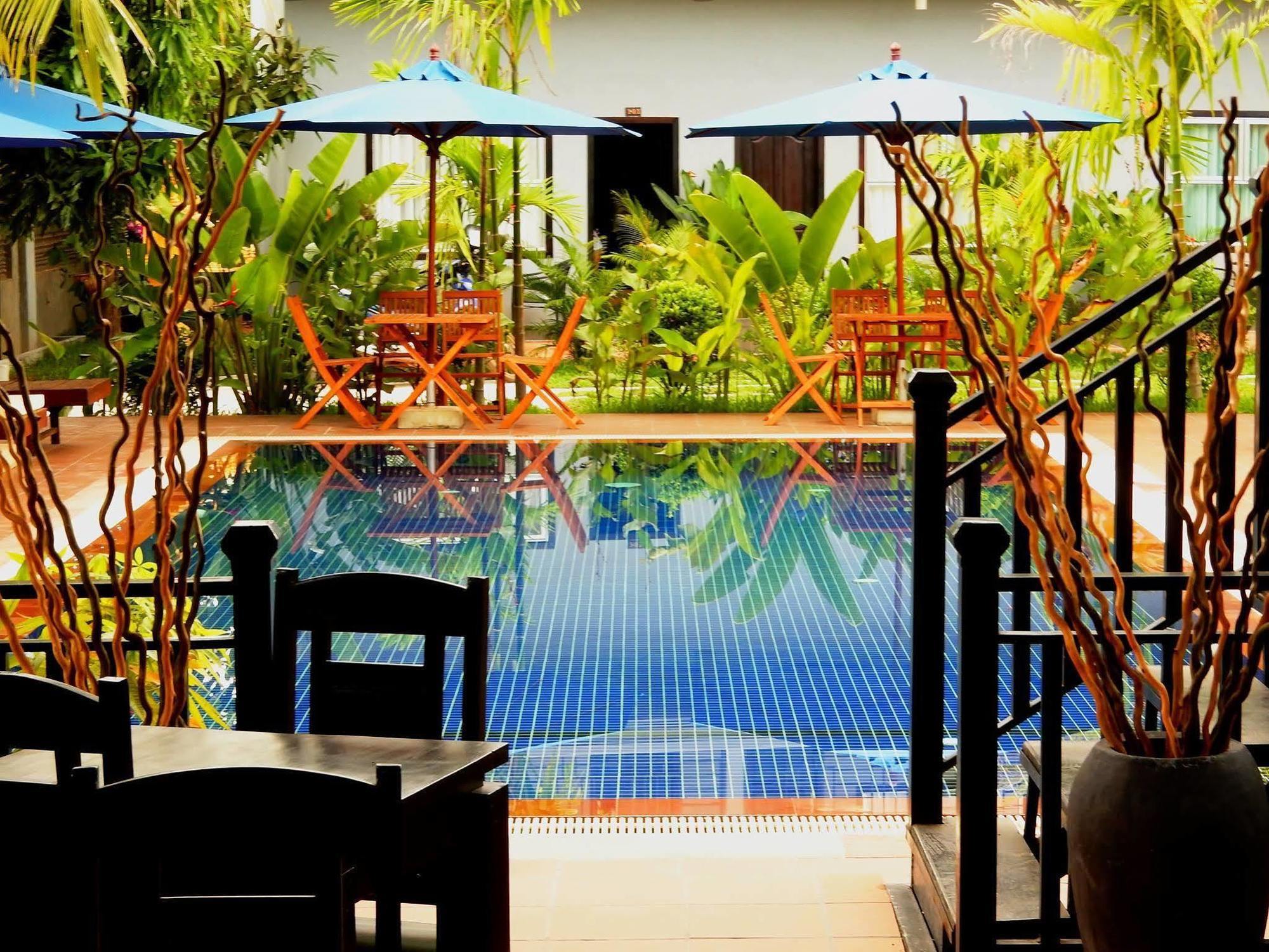 Reveal Angkor Hotel Siem Reap Exterior foto