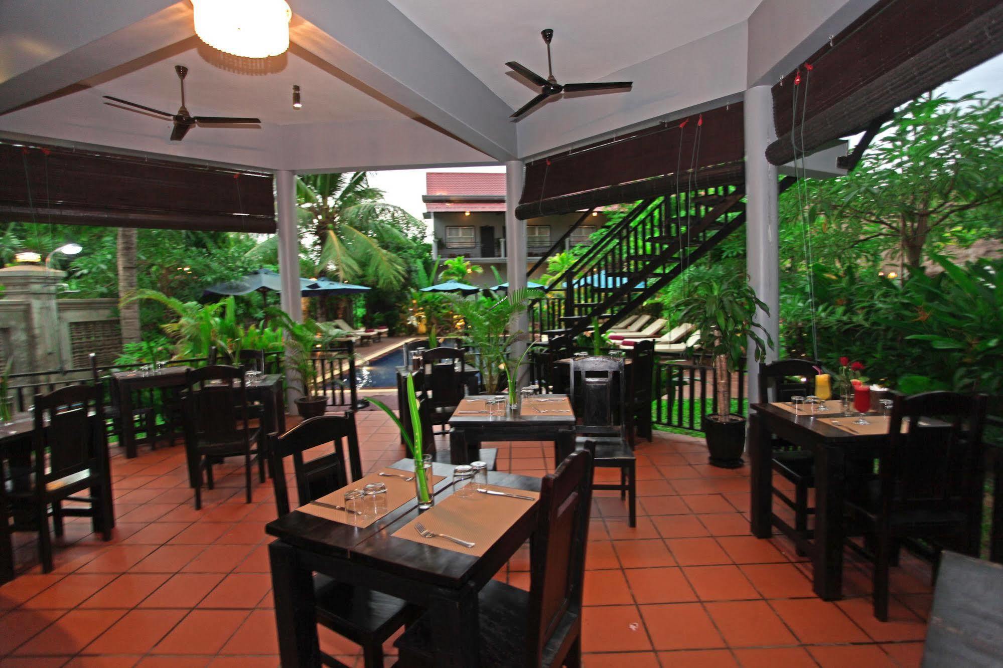 Reveal Angkor Hotel Siem Reap Exterior foto