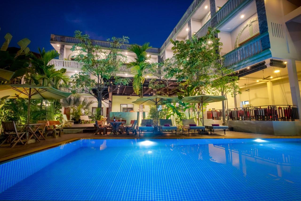 Reveal Angkor Hotel Siem Reap Exterior foto
